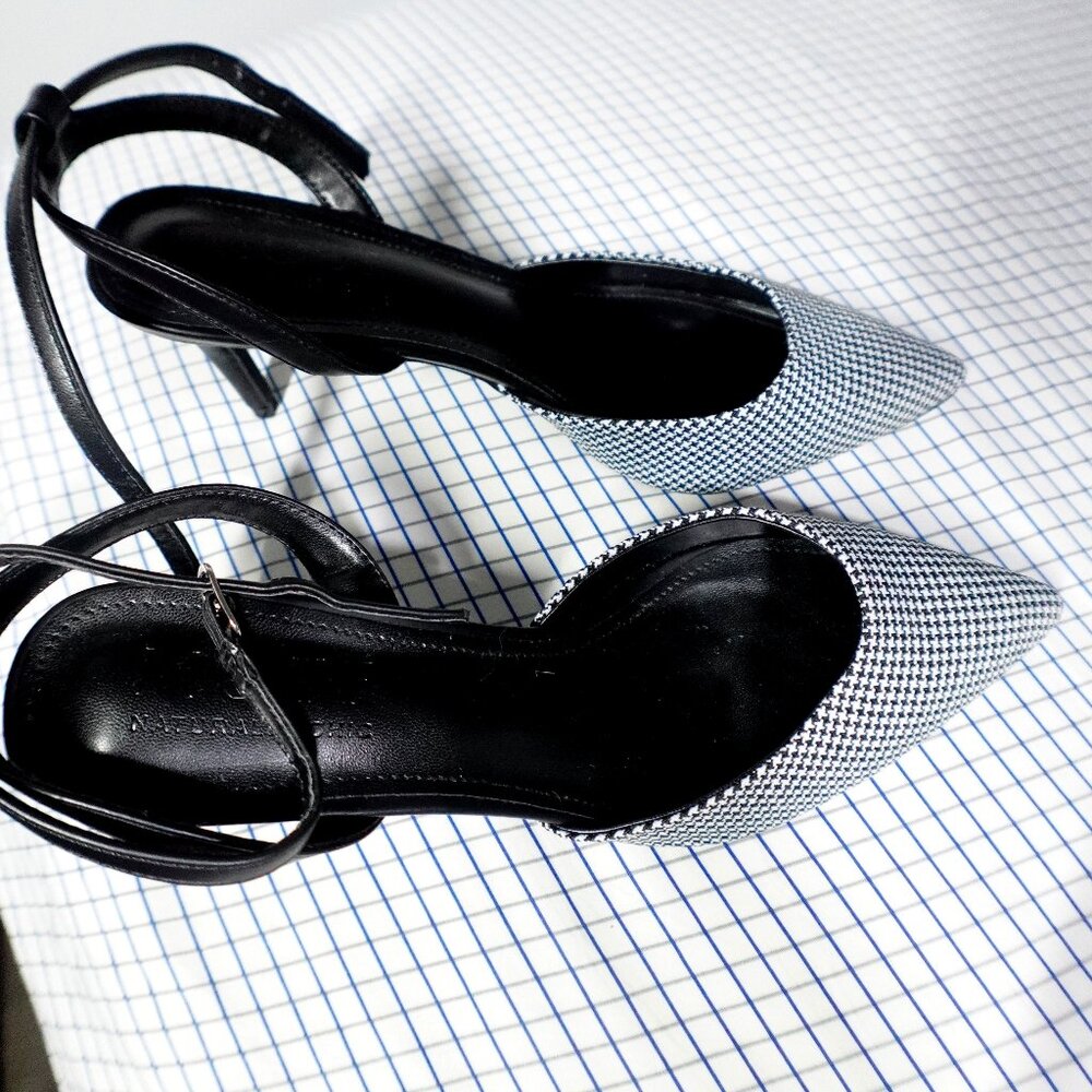 MOTF Pointy sling back heel shoes narrow size 9 New